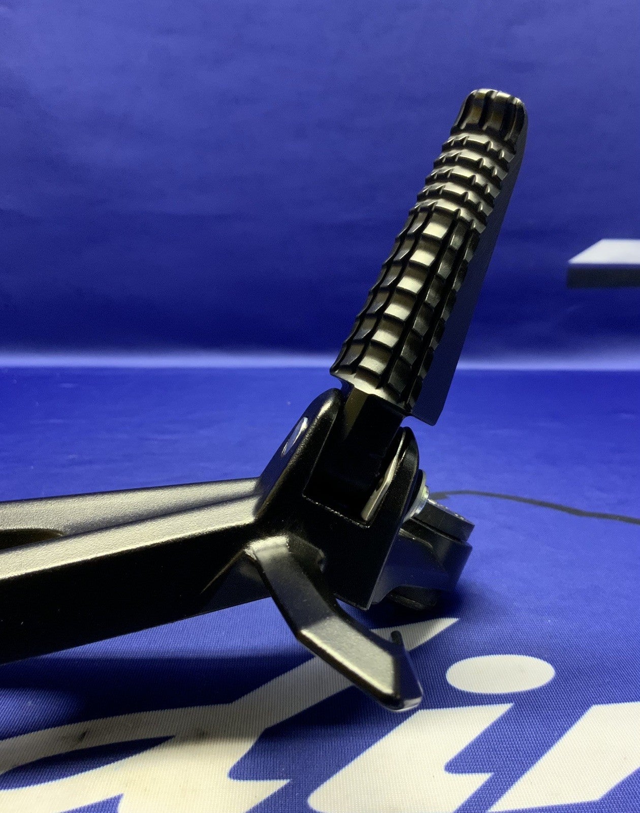 Suzuki Right Passenger Foot Rest GSXR 600/750 2016-2025 OEM 43600-14J30-1