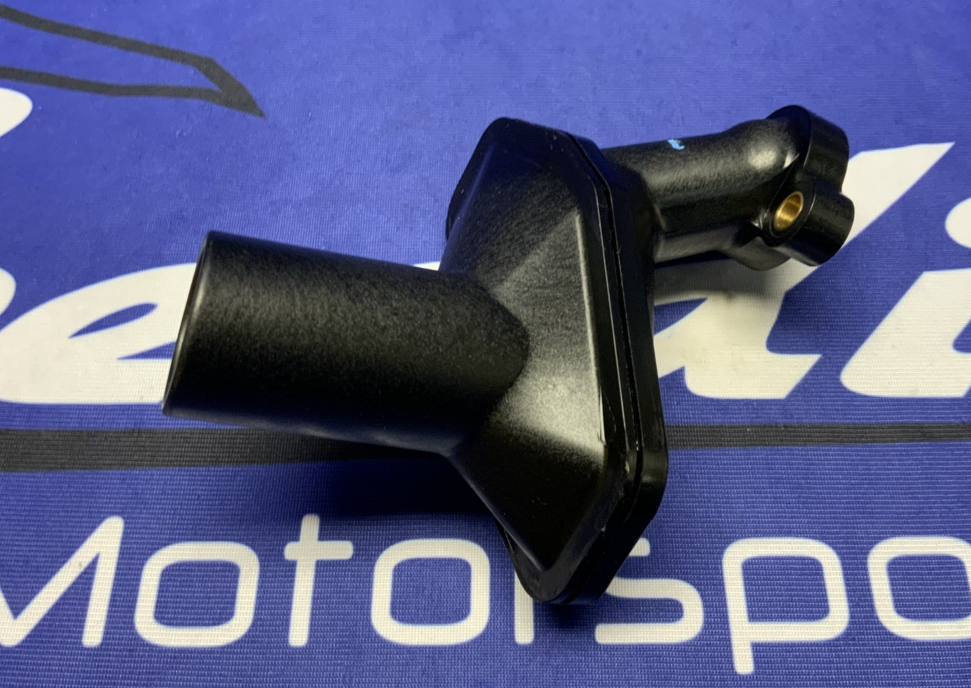 Triumph Oil Tube Street Triple RS 2023-2025 OEM T1210292