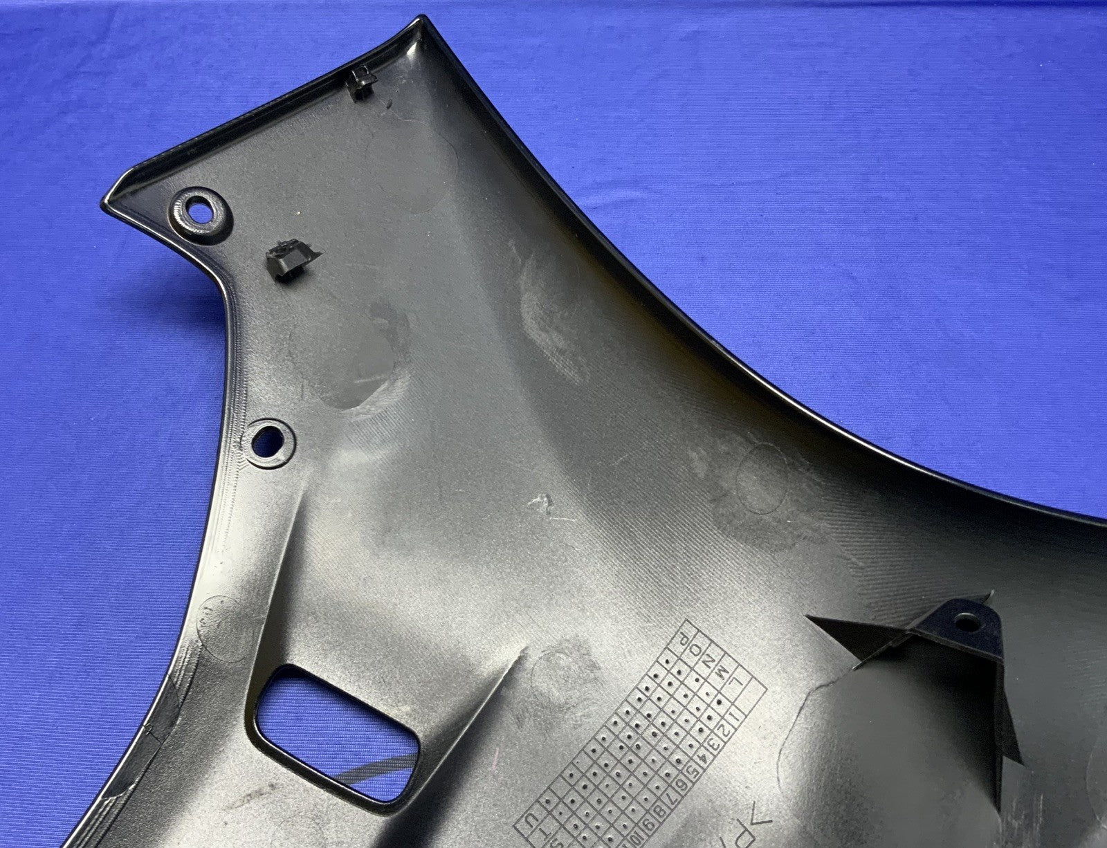 Yamaha Right Fairing (Raven Black) YZF-R6 2017-2026 OEM BN6-2835V-00-P1-1