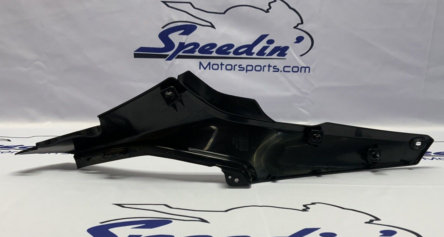 Yamaha Right Seat Filler Trim Yamaha YZF-R7 2022-2025 OEM BEB-2171M-00-00