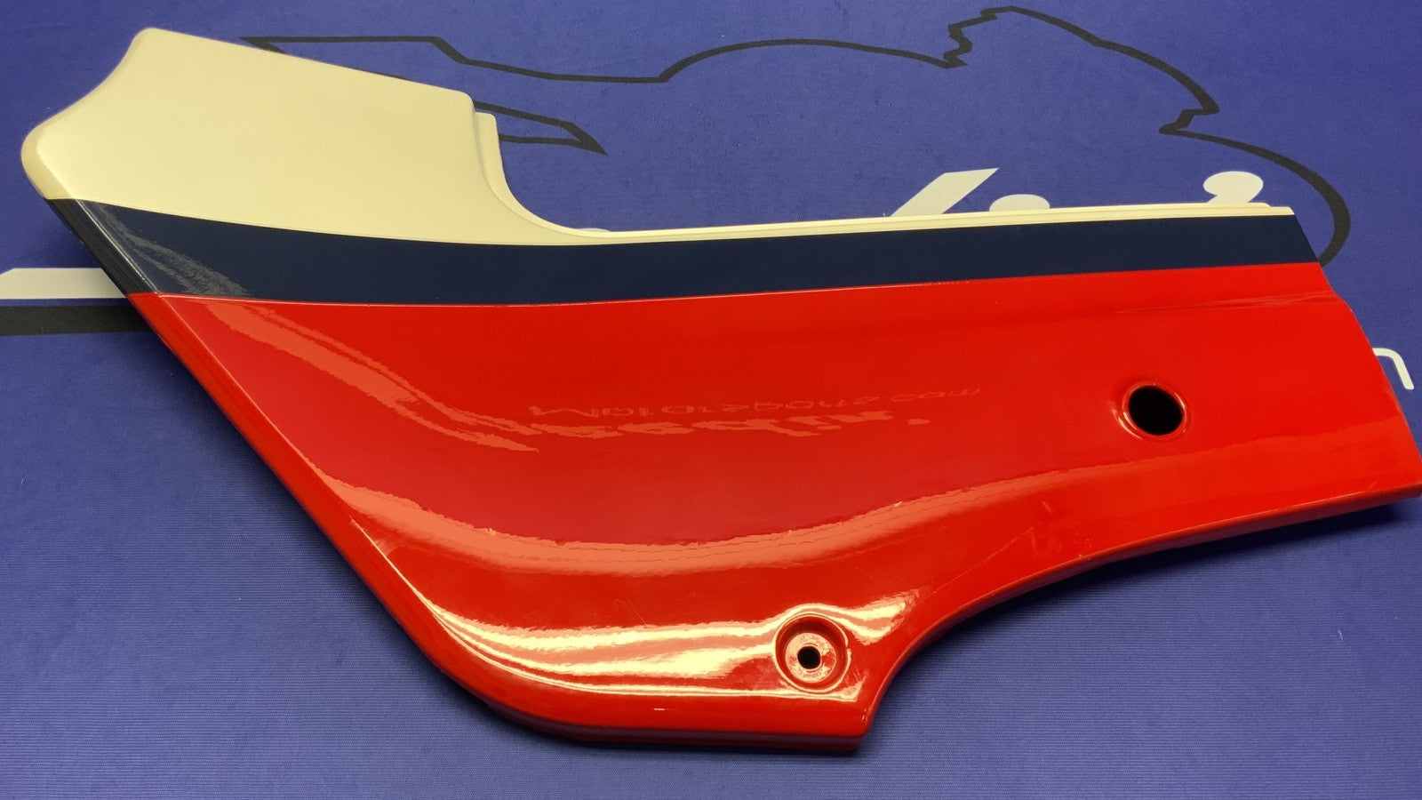 Kawasaki Left Side Cover (Red, White & Blue) Ninja 600 85-86 OEM 36002-5195-P9-1