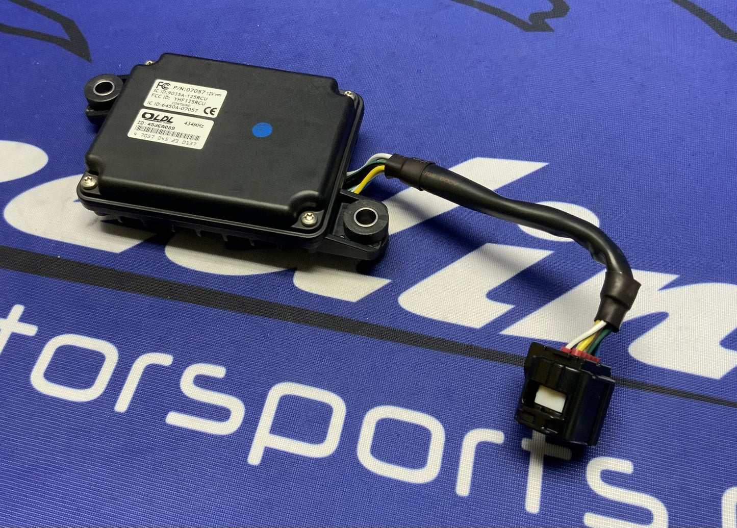 Triumph Immobilizer ECU Street Triple RS 2023-2026 OEM T2504061