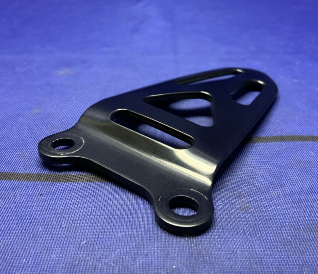 Suzuki Right Heel Guard GSXR 600/750 2011-2025 OEM 43571-47H30