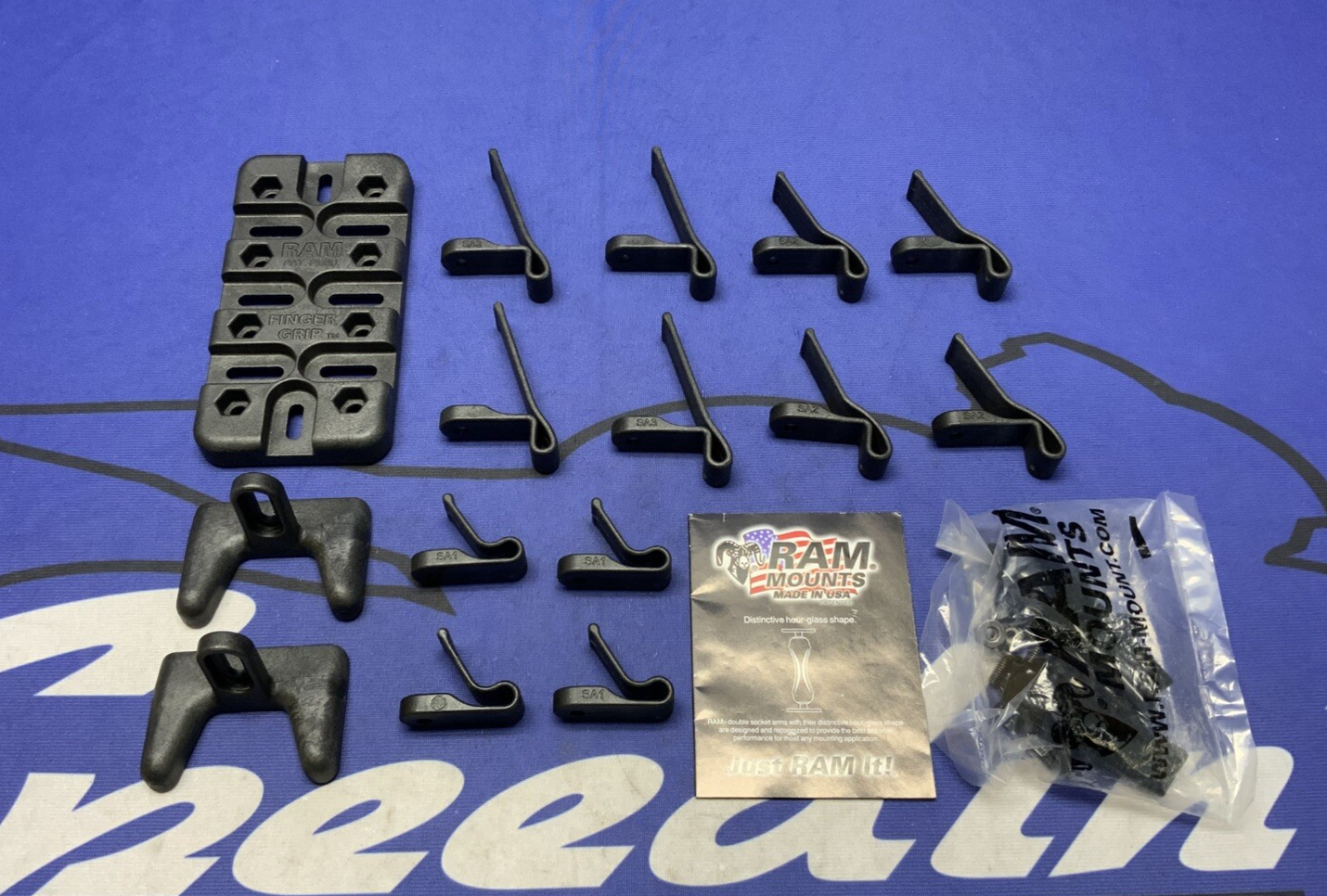 Ram Mounts Finger-Grip Universal GPS & Radio Holder RAM-HOL-UN4U