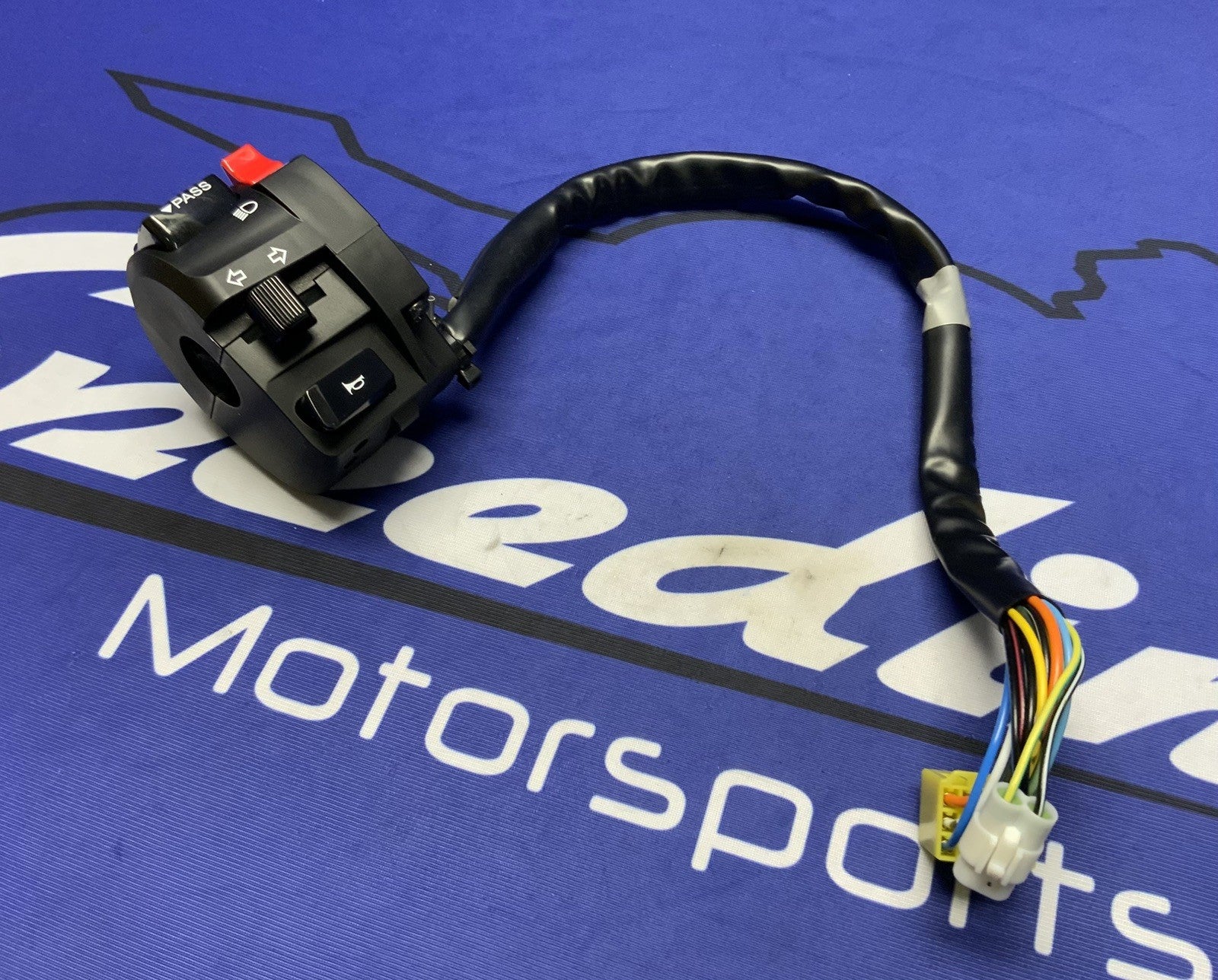 Suzuki Left Handlebar Switch Assembly GSXR 600/750 2011-2026 OEM 37400-14J00-1