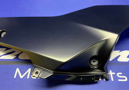 Yamaha Right Lower Fairing (Raven Black) YZF-R6 17-26 OEM BN6-28395-00-P1-2