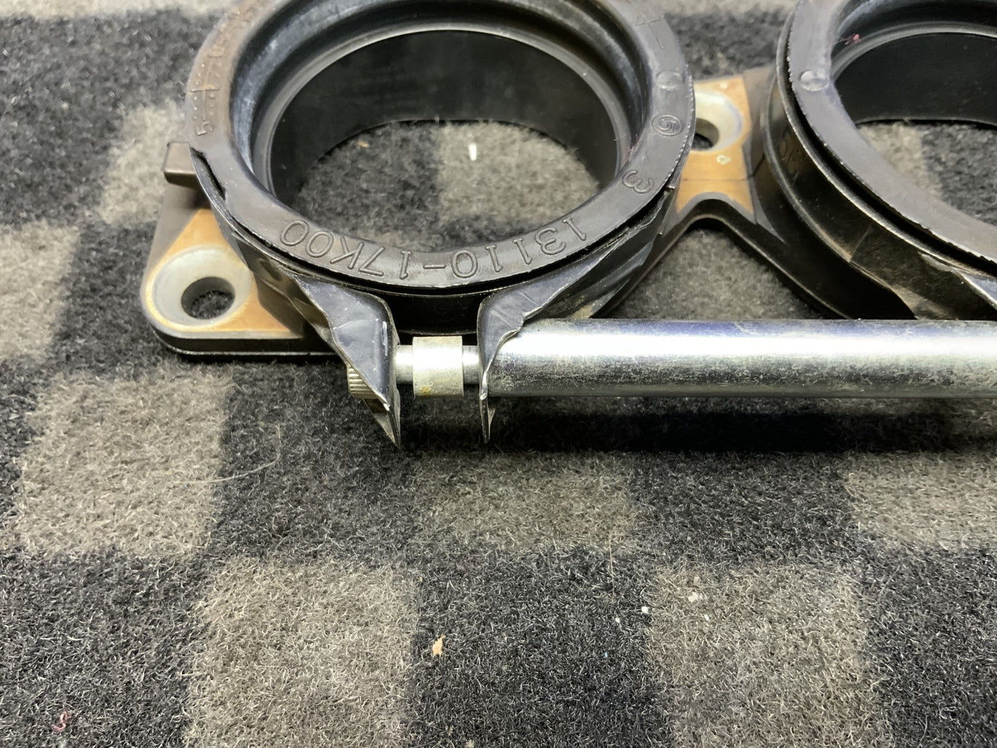 Suzuki Intake Pipe Assembly W/Clamps GSX-R1000 2017-2023 OEM 13101-17K00
