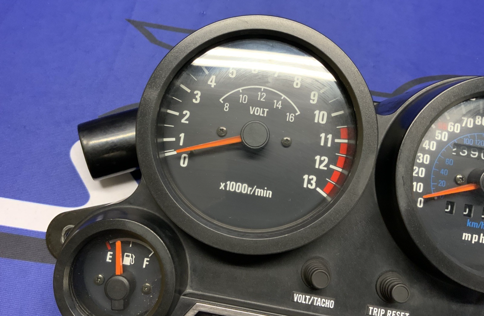 Kawasaki Speedometer Assembly GPZ1000RX 1986-1987 OEM 25001-1600