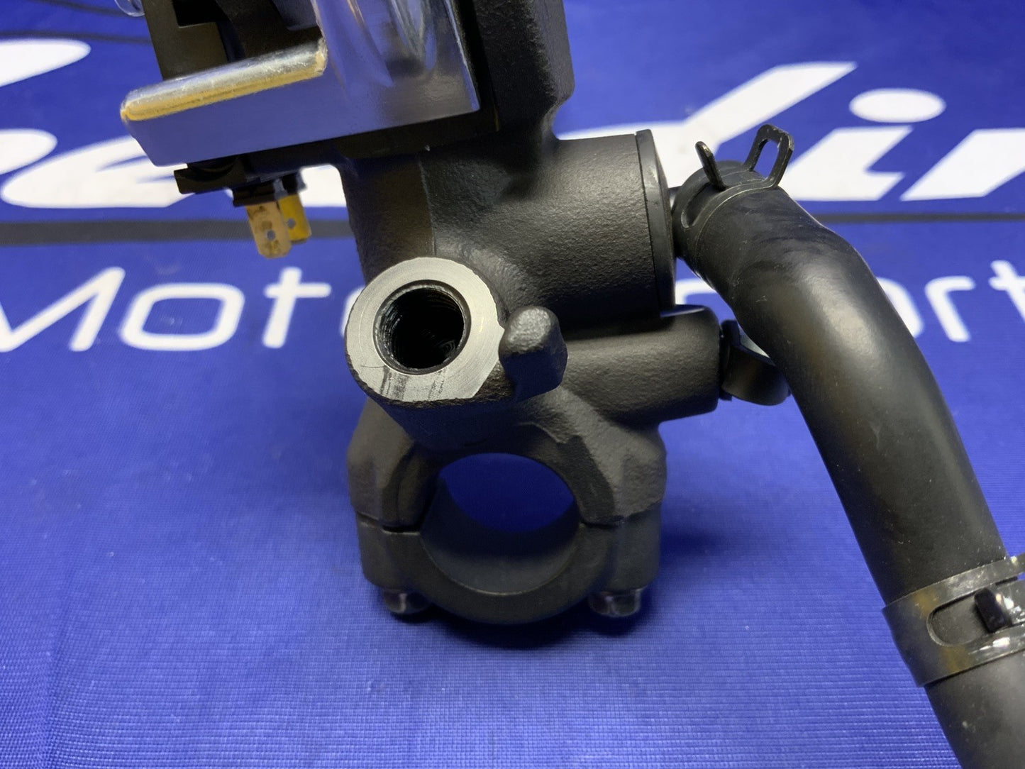 Yamaha Front Brake Master Cylinder Assembly YZF-R1 2015-2024 OEM 2CR-2580A-00-00