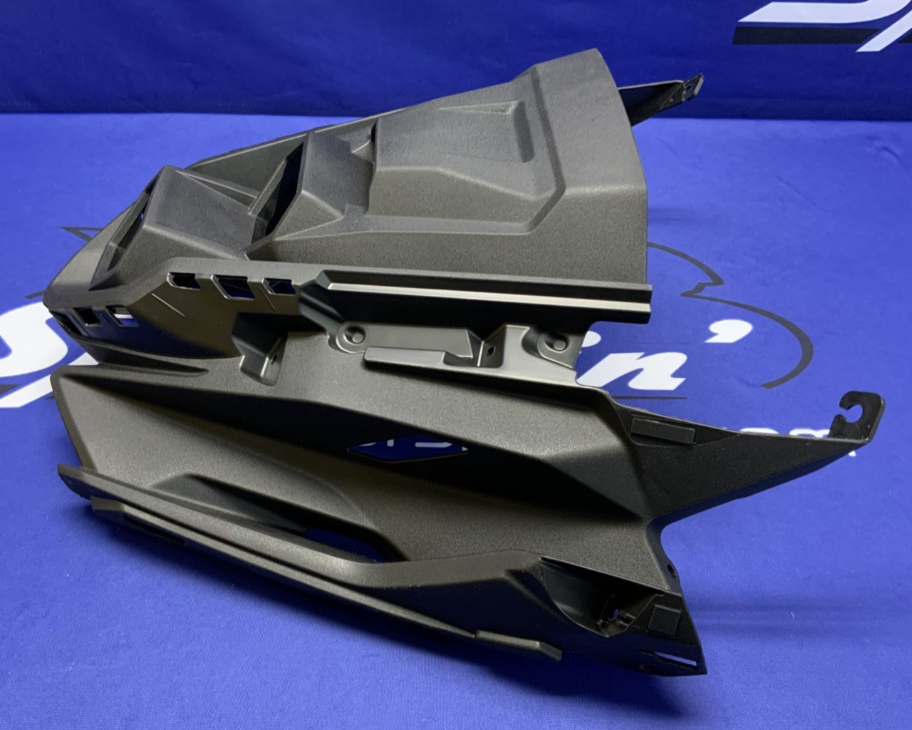 Suzuki Front Cowling Body GSX-8R 2024-2026 OEM 94412-25L00-1