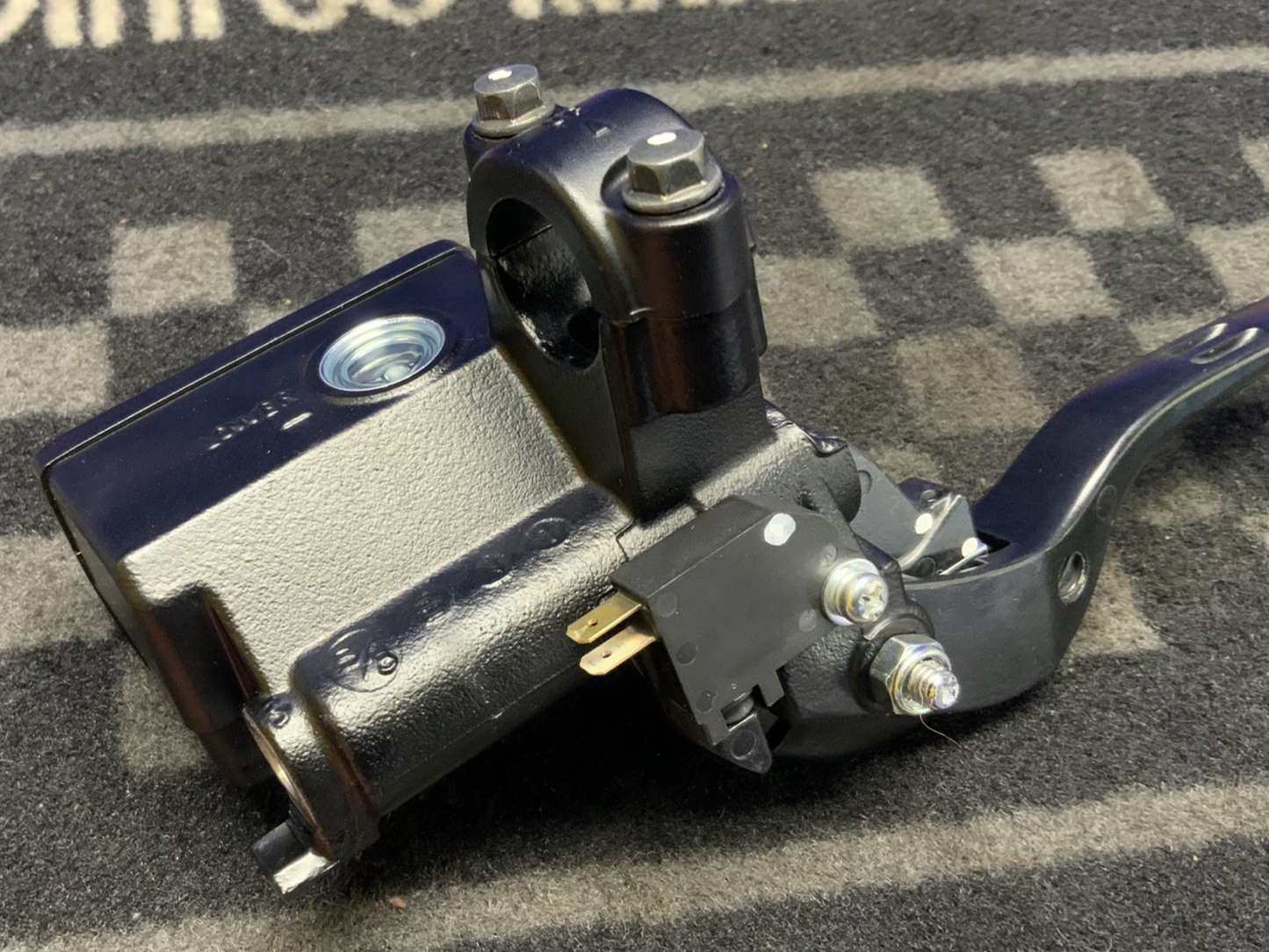Suzuki Front Master Cylinder Assy W/ Lever GSX-8R 2024-2026 OEM 59600-42F50