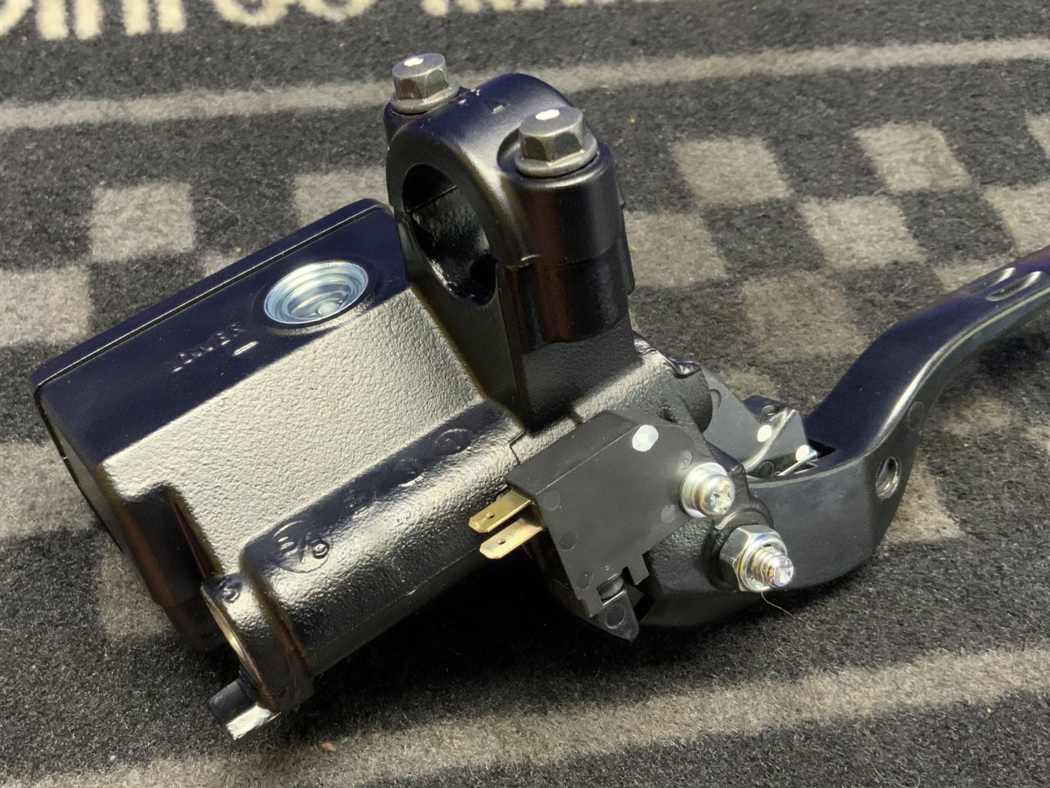Suzuki Front Master Cylinder Assy W/ Lever GSX-8R 2024-2026 OEM 59600-42F50
