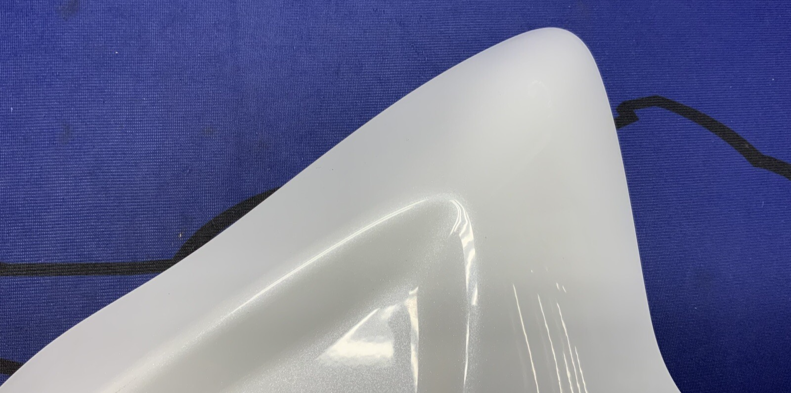 Suzuki Left White Fuel Tank Cover GSXR 600/750 2017-25 OEM 44280-14J80-YUH