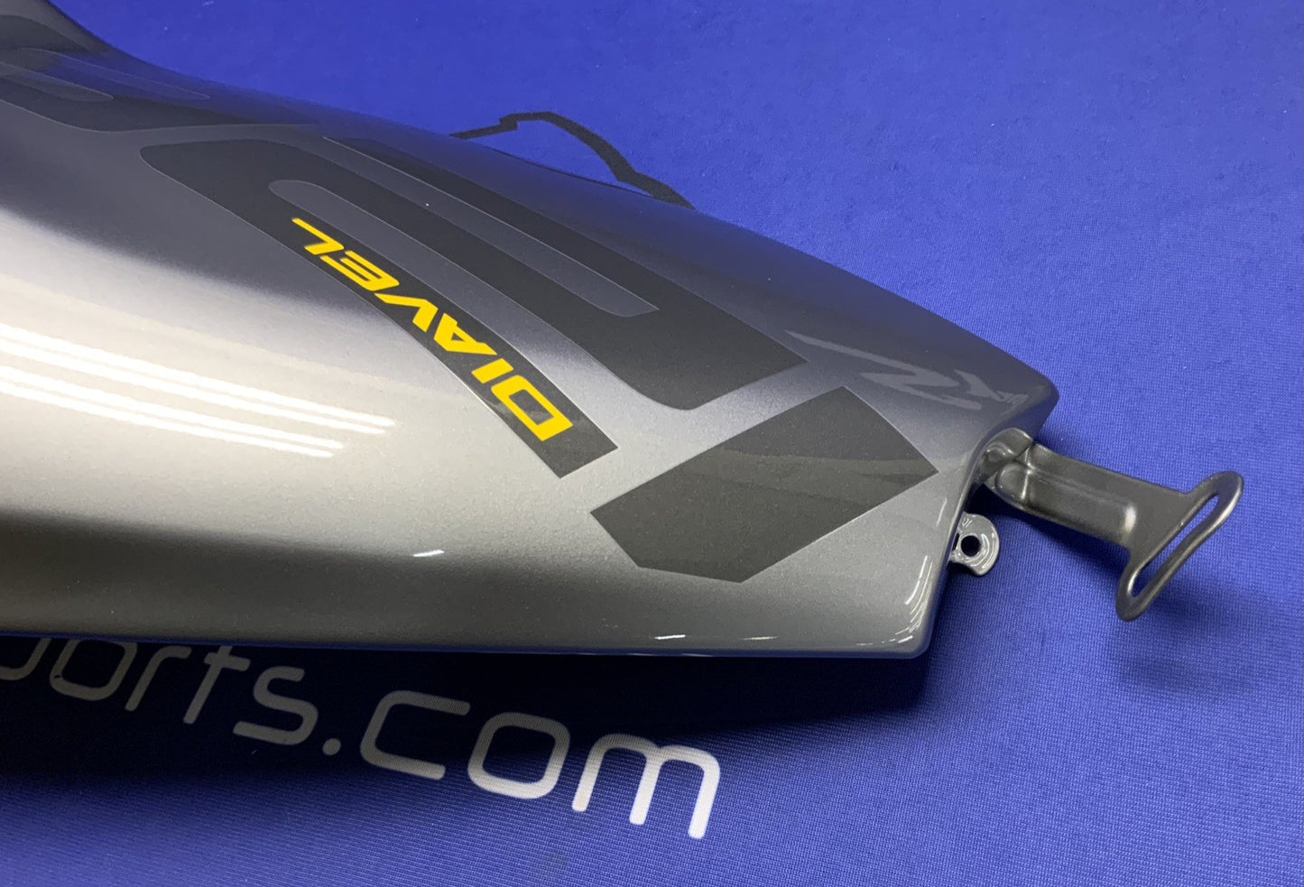 Ducati Right Hand Tank Cover Diavel 1260S 2022-2023 OEM 4801A333AP