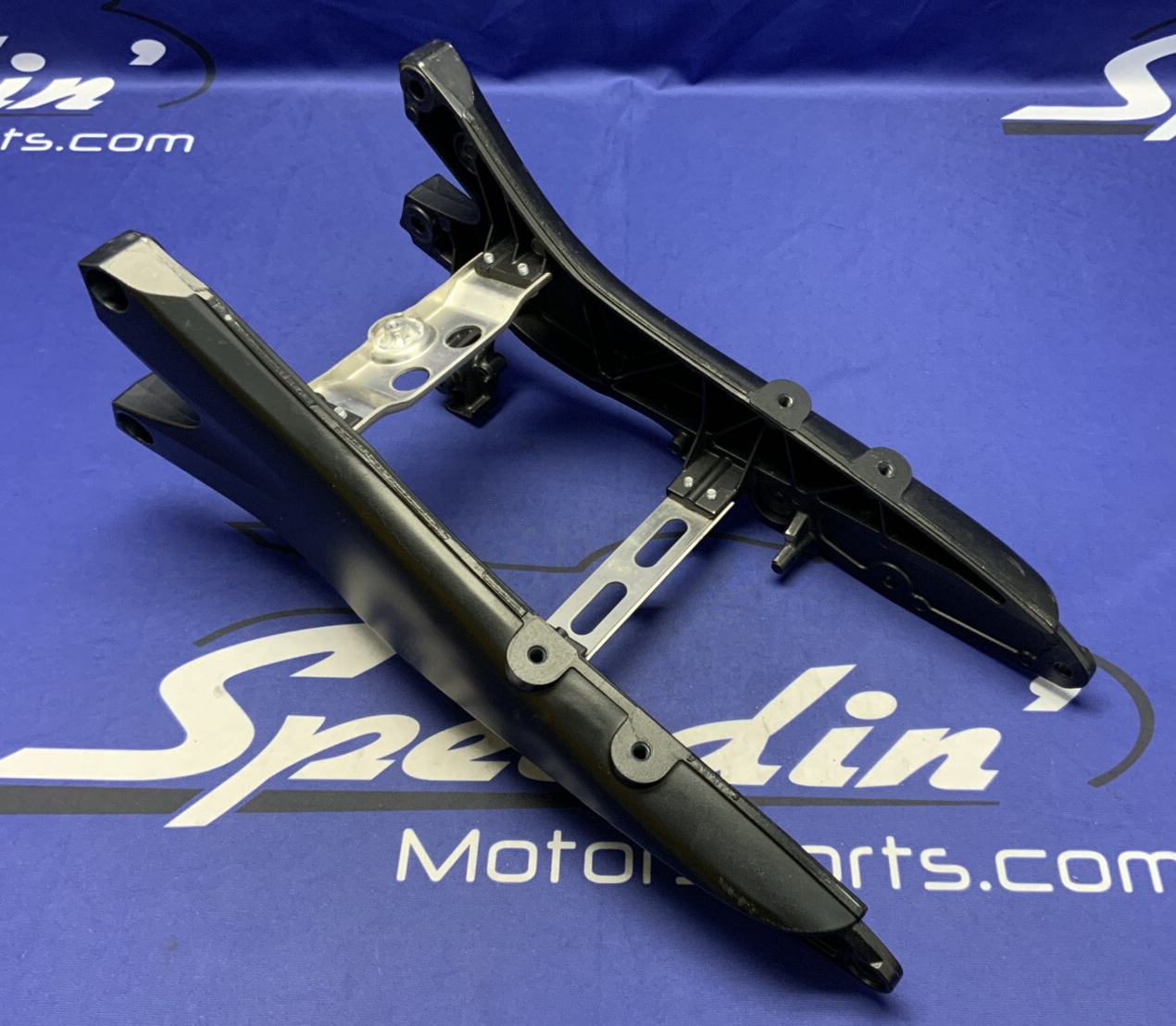 Suzuki Rear Subframe Assy GSXR 600 2006-2007 OEM 41211-01H00-YAP