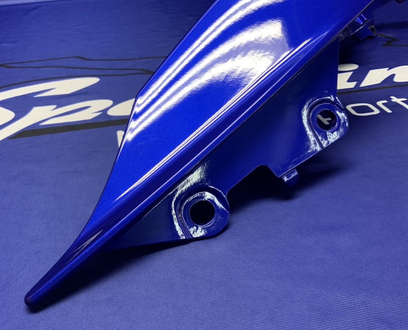 Yamaha Left Tail Fairing (Blue) YZF-R7 2022-2025 OEM BEB-21711-00-P0