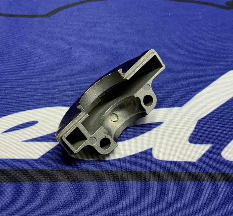 Yamaha Throttle Grip Cover Cap YZ125 1985-1995 OEM 431-26282-02-00