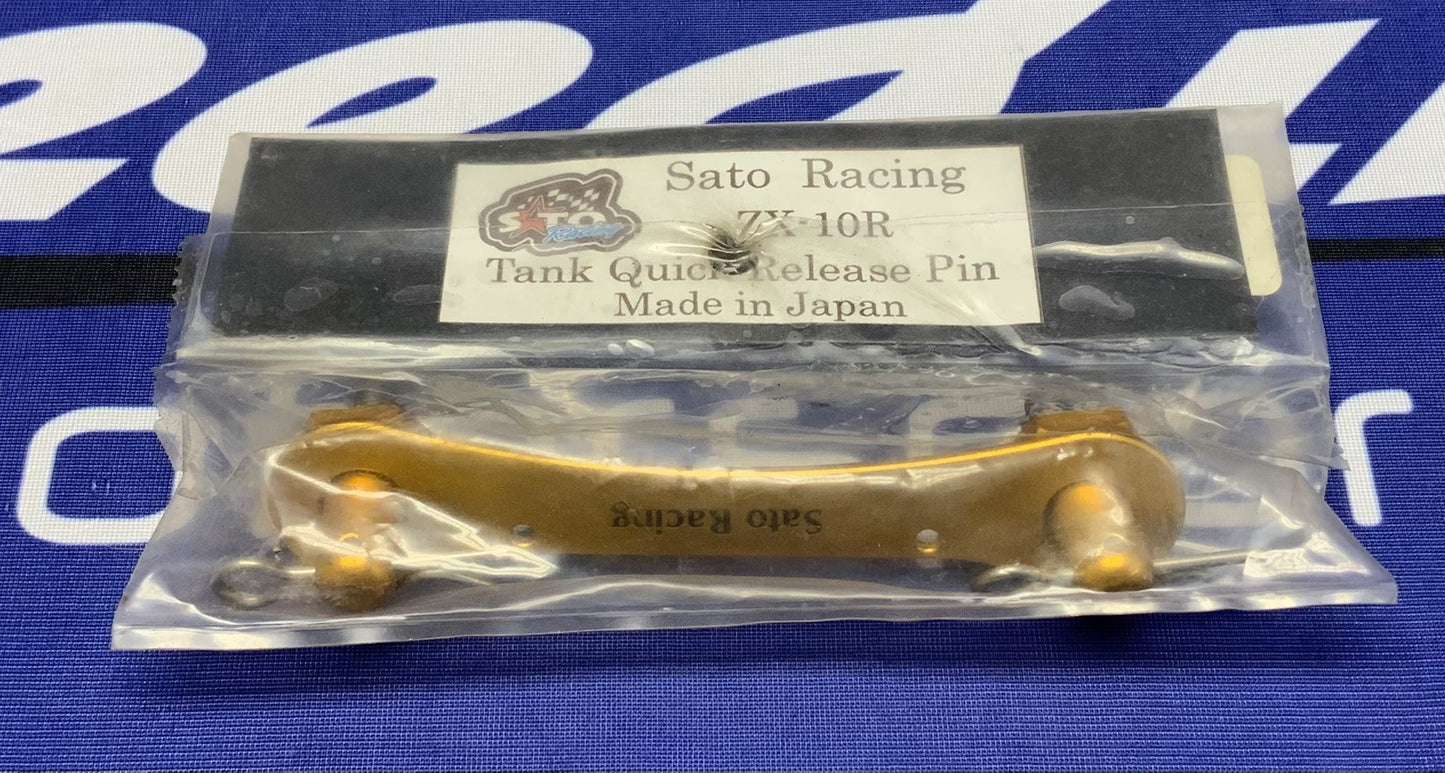 SatoRacing Quick Realese Tank Pin ZX-10 2004-2005 K-ZX10-GD