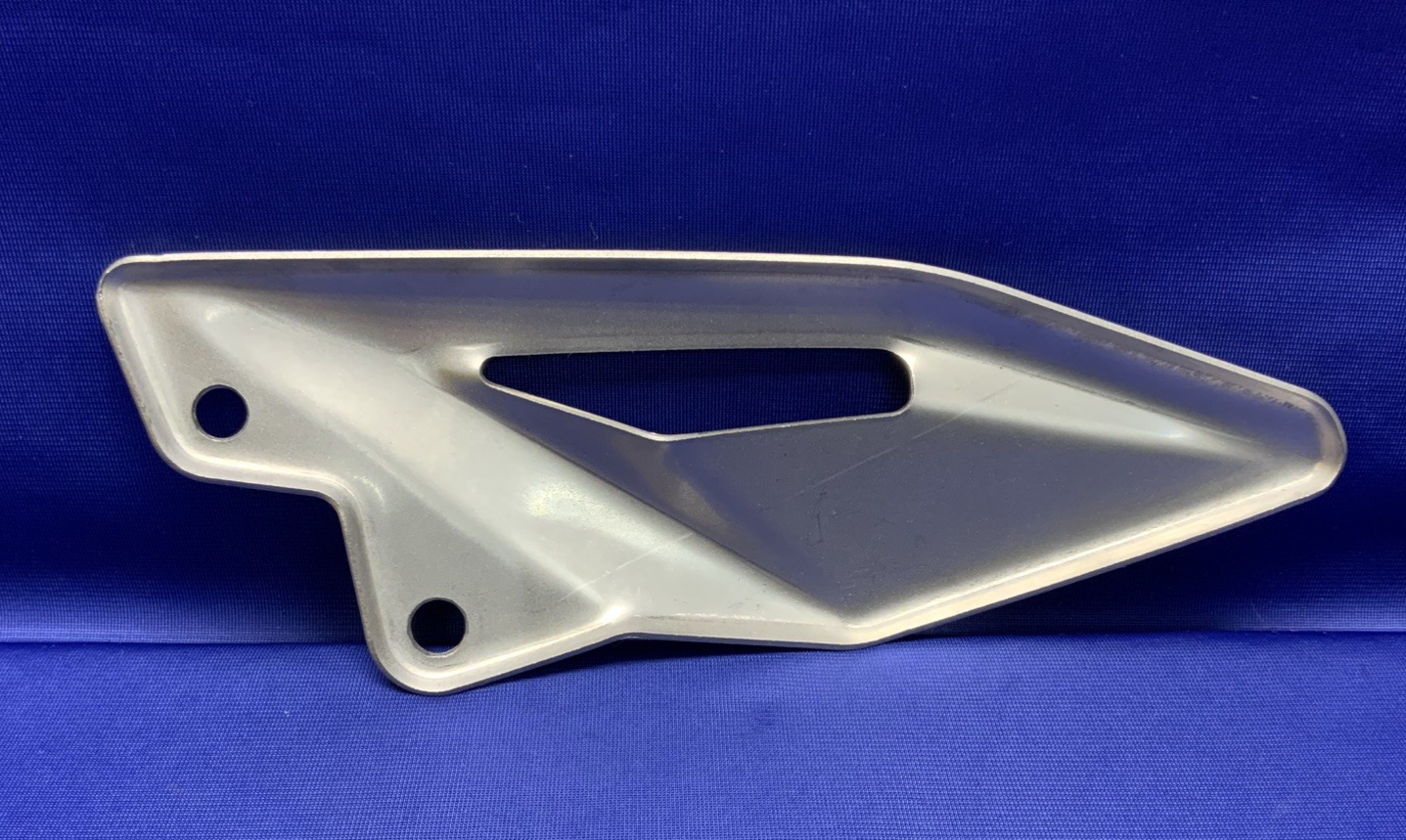 Triumph Right Heel Guard Street Triple RS 2023-2025 OEM T2082773