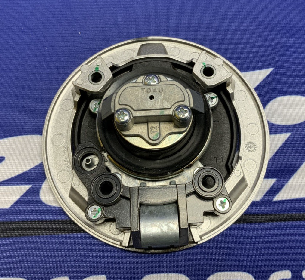 Kawasaki Multi-Fitment Keyed Gas Cap Ninja ZX-10R 2021-2025 OEM 51049-0756