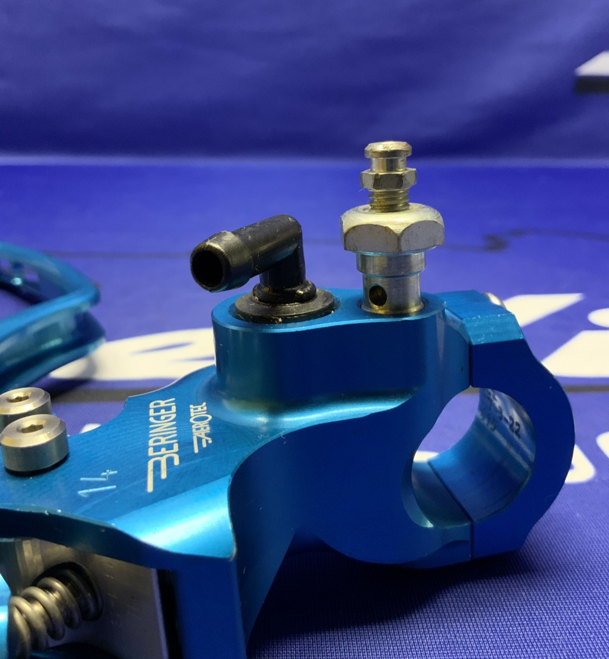 Beringer BR Series Brake Master Cylinder 14.5mm (Blue) BRO10-2