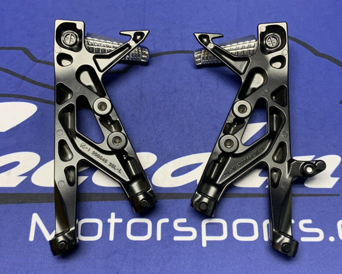 Suzuki Passenger Foot Rest Set GSX-8R/S 2023-2025 OEM 43821-25L00, 43811-25L00