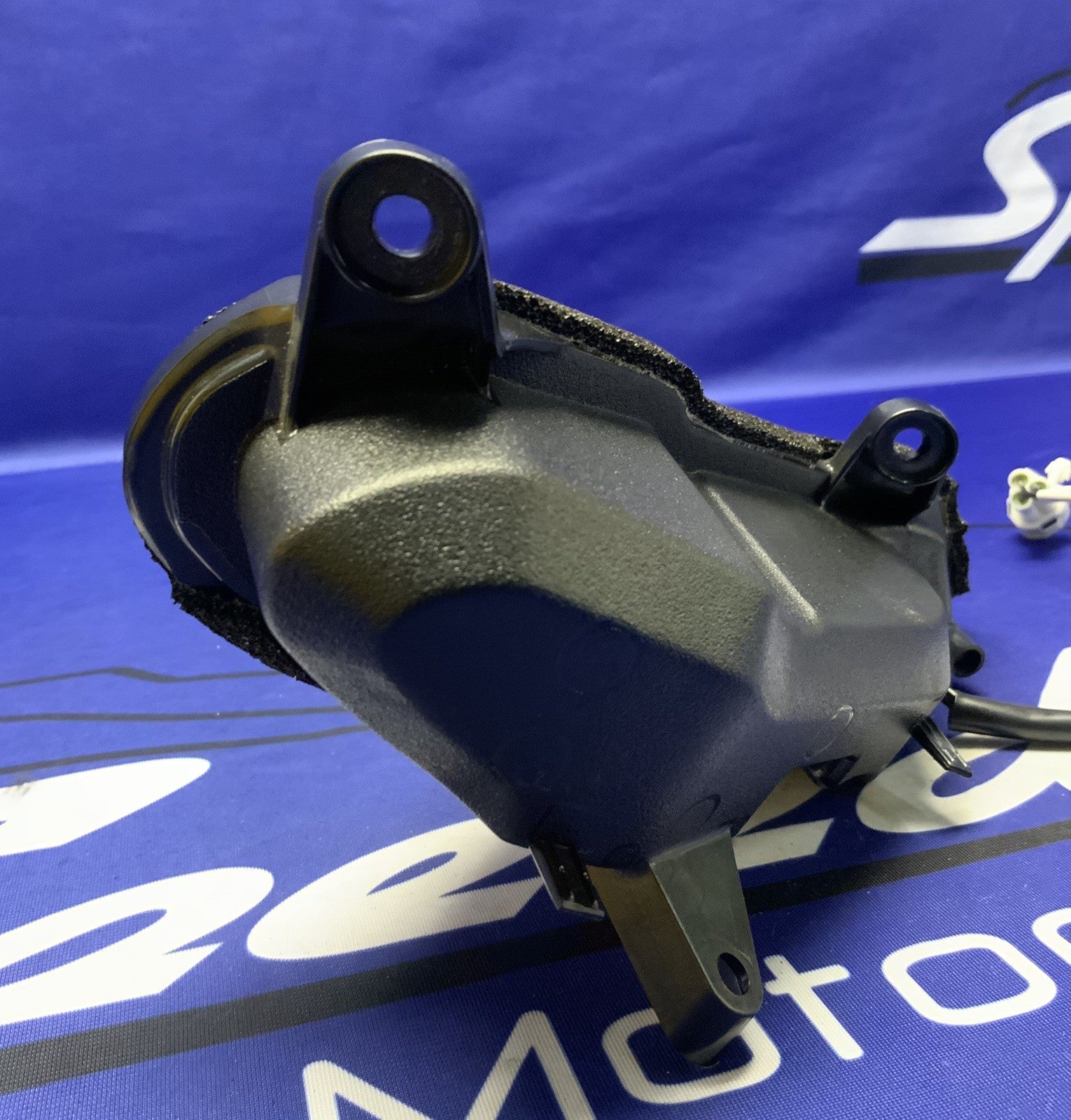 Yamaha Left Pilot Light YZF-R6 2017-2020 OEM BN6-84301-00-00-7