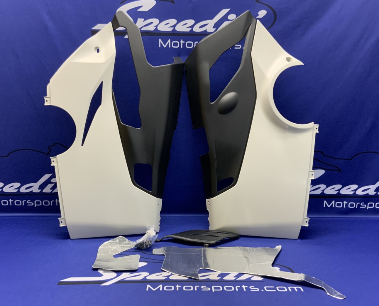 Ducati Lower Fairing Kit (Akrapovic Exhaust) Panigale V4 2018-2021OEM 97180713A