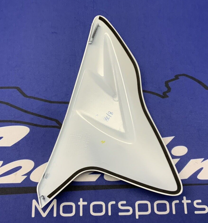 Suzuki Right White Fuel Tank Cover GSXR 600/750 2017-25 OEM 44270-14J80-YUH