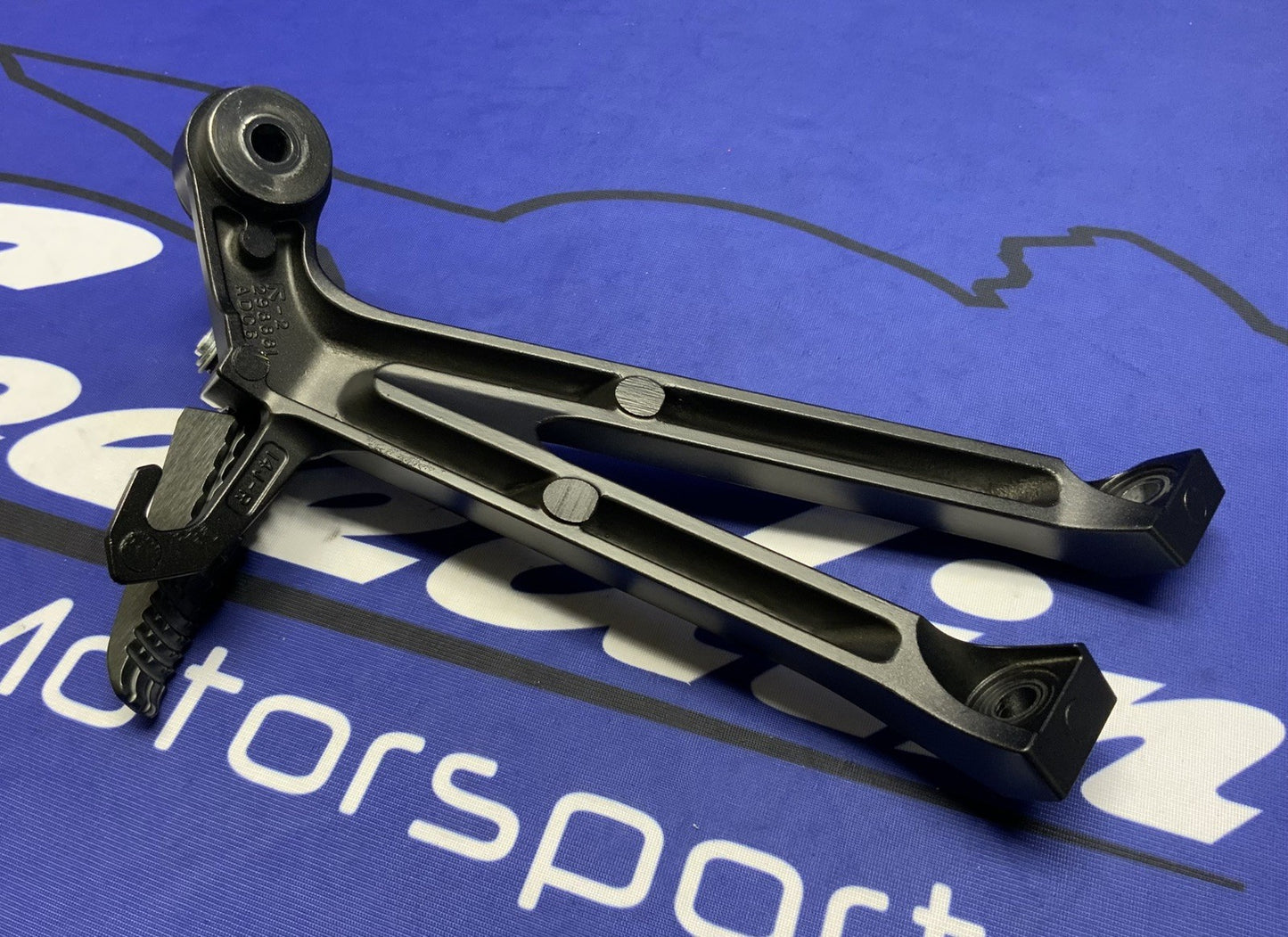Suzuki Right Passenger Foot Rest GSXR 600/750 2016-2026 OEM 43600-14J30-2