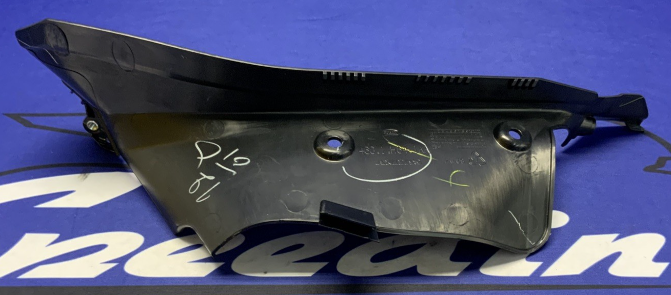Ducati Left Body Cowl Cover Panigale V2 2020-2025 OEM 4601H651AA