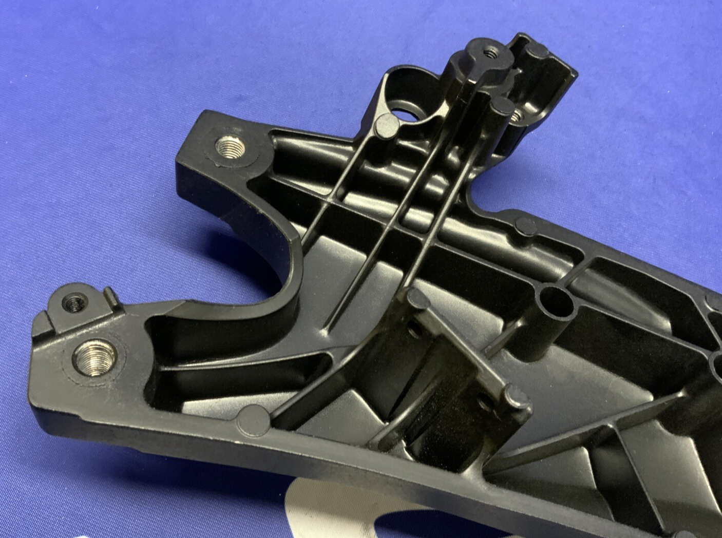 Suzuki Right Subframe Rail (Race) GSXR 600/750 2011-2025 OEM 41211-14J00-YUG