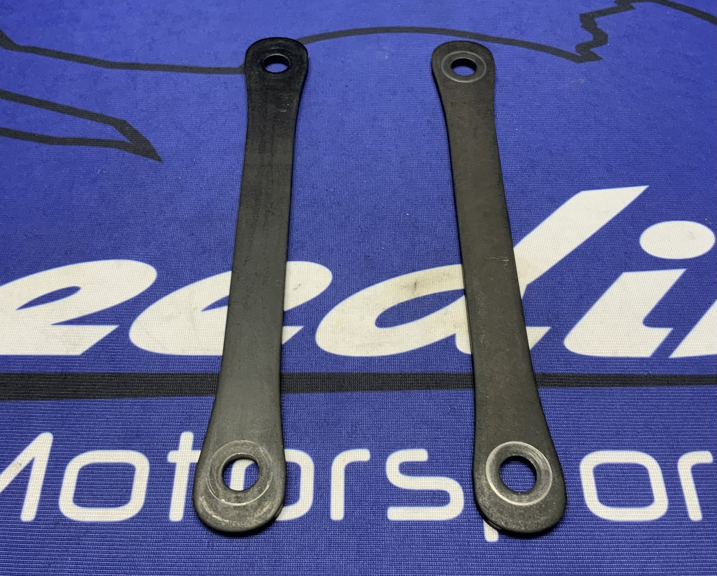 Triumph Rear Suspension Link Set Street Triple RS 765 2023-2026 OEM T2057973