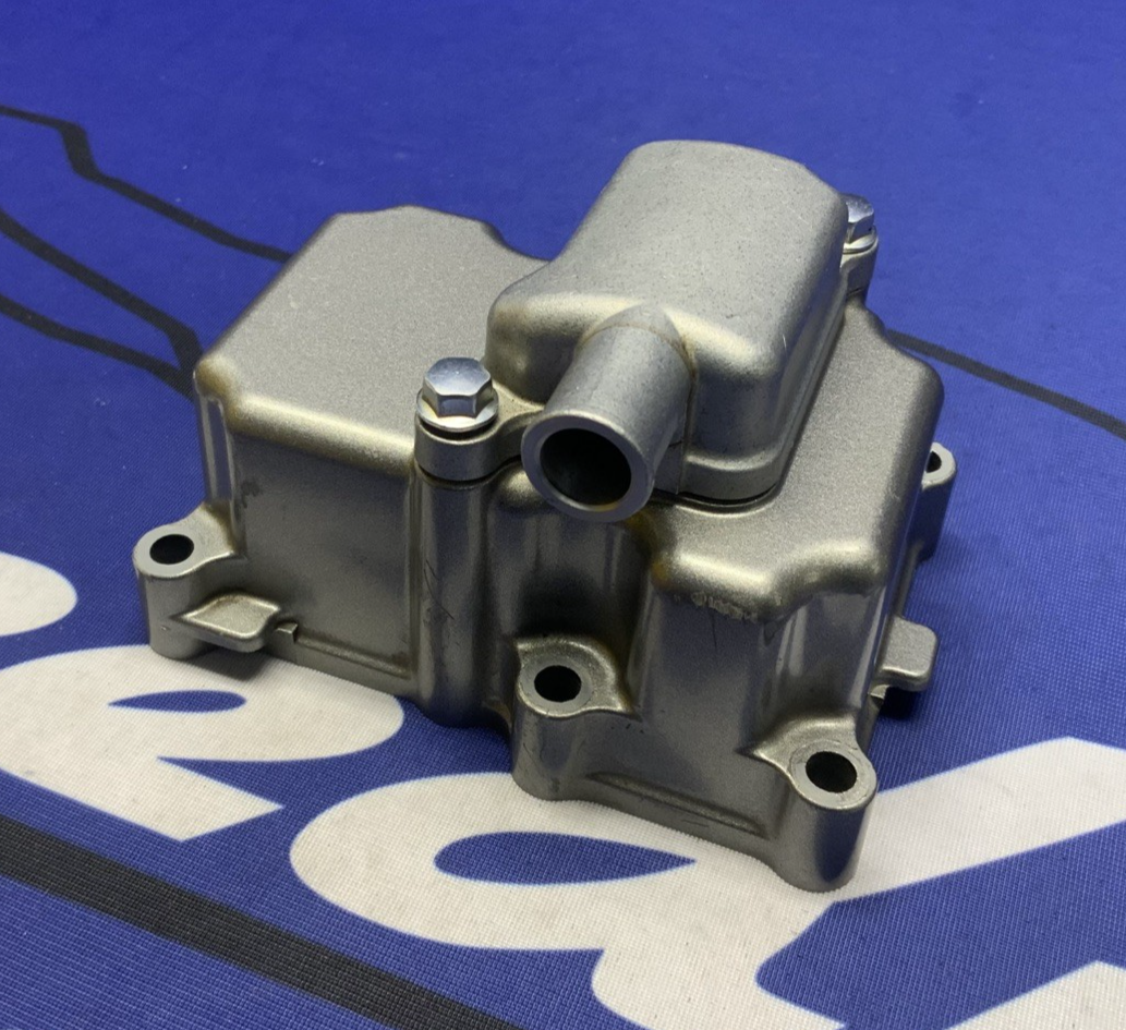 Suzuki Crankcase Breather Cover W/ Reed Valve GSXR 600/750 06-25 OEM 11371-01H00