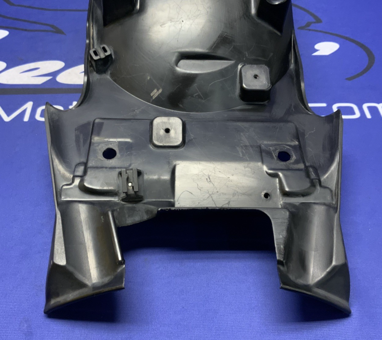 BMW Mud Guard R1200GS 2004-2007 OEM 46627667682