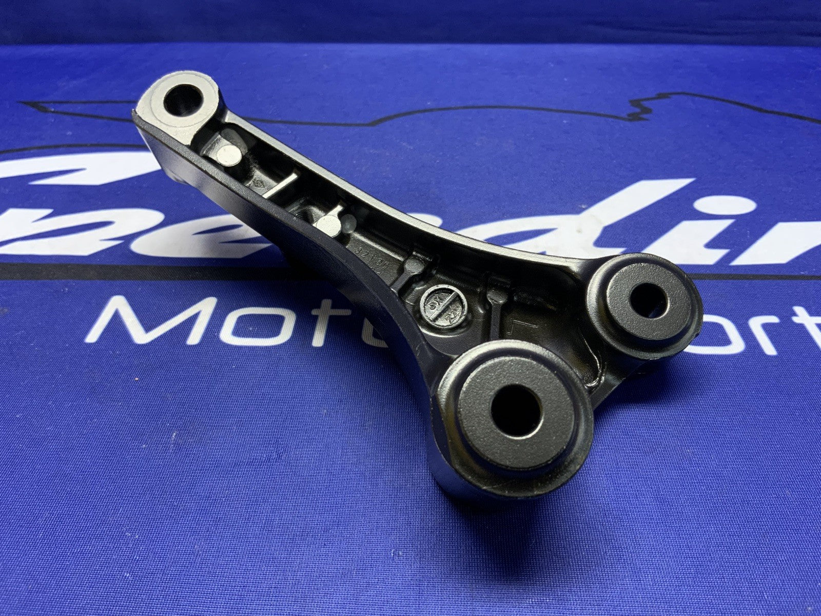 Kawasaki Engine Bracket Left Front Concours 14 ABS 2012-2022 OEM 32190-0424