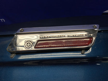Harley-Davidson Right Saddlebag FLHTC Electra Glide Classic 2001 OEM 90894-01XY