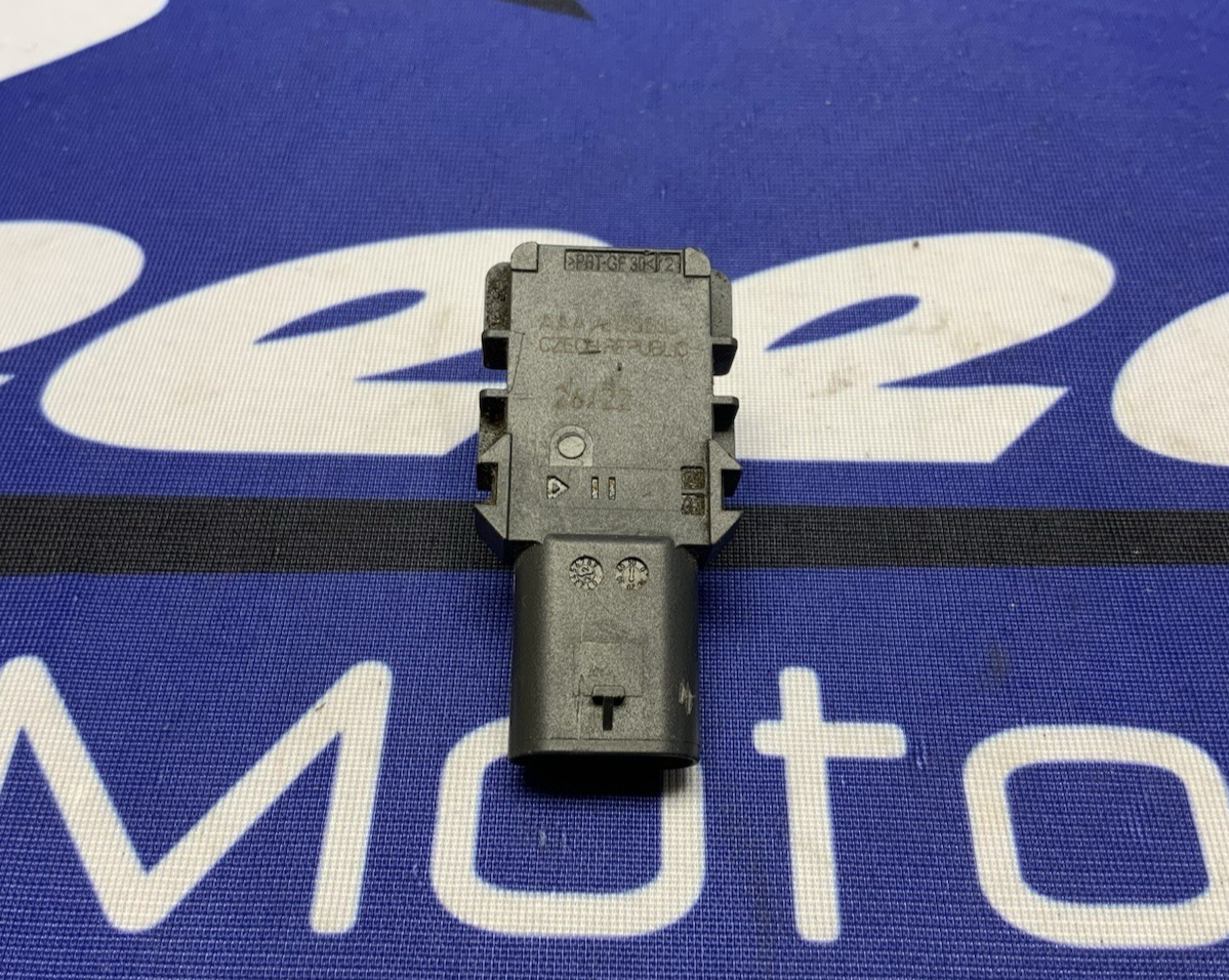 Ducati Pressure Sensor Panigale V4 2018-2024 OEM 11712264