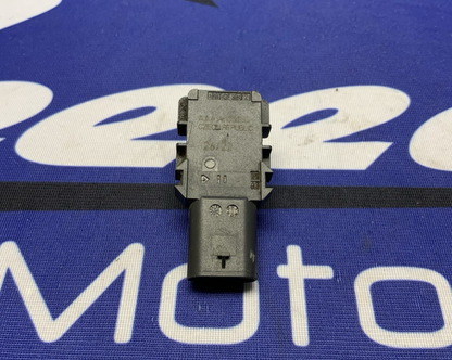 Ducati Pressure Sensor Panigale V4 2018-2024 OEM 11712264