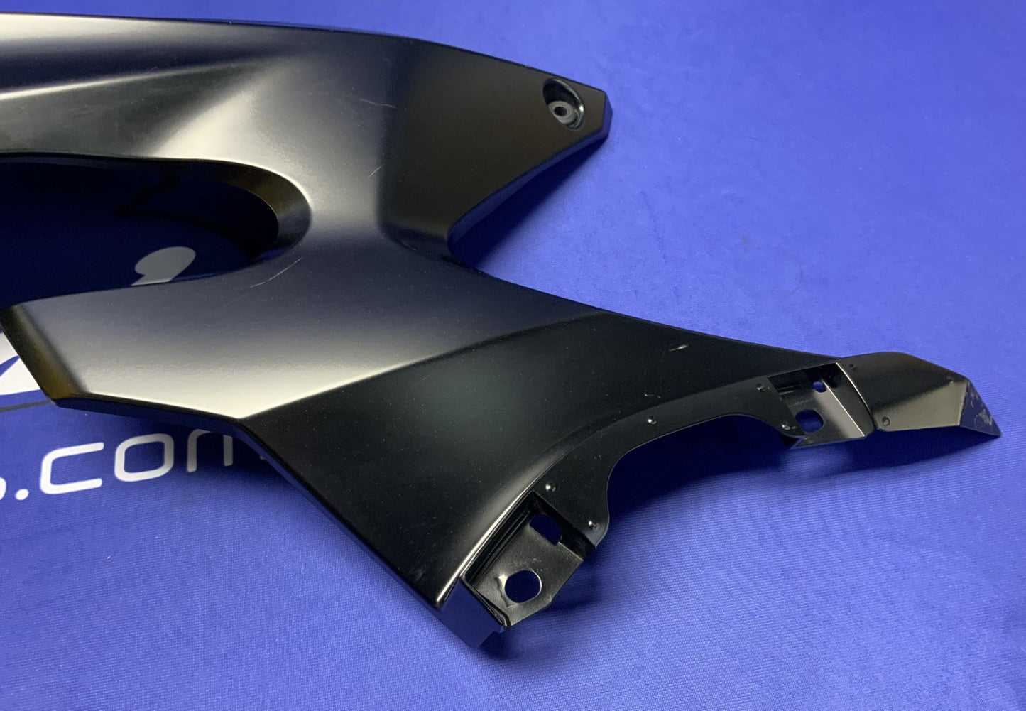 Yamaha Left Upper Fairing (Raven Black) YZF-R6 2017-2026 OEM BN6-2117V-00-P1-2