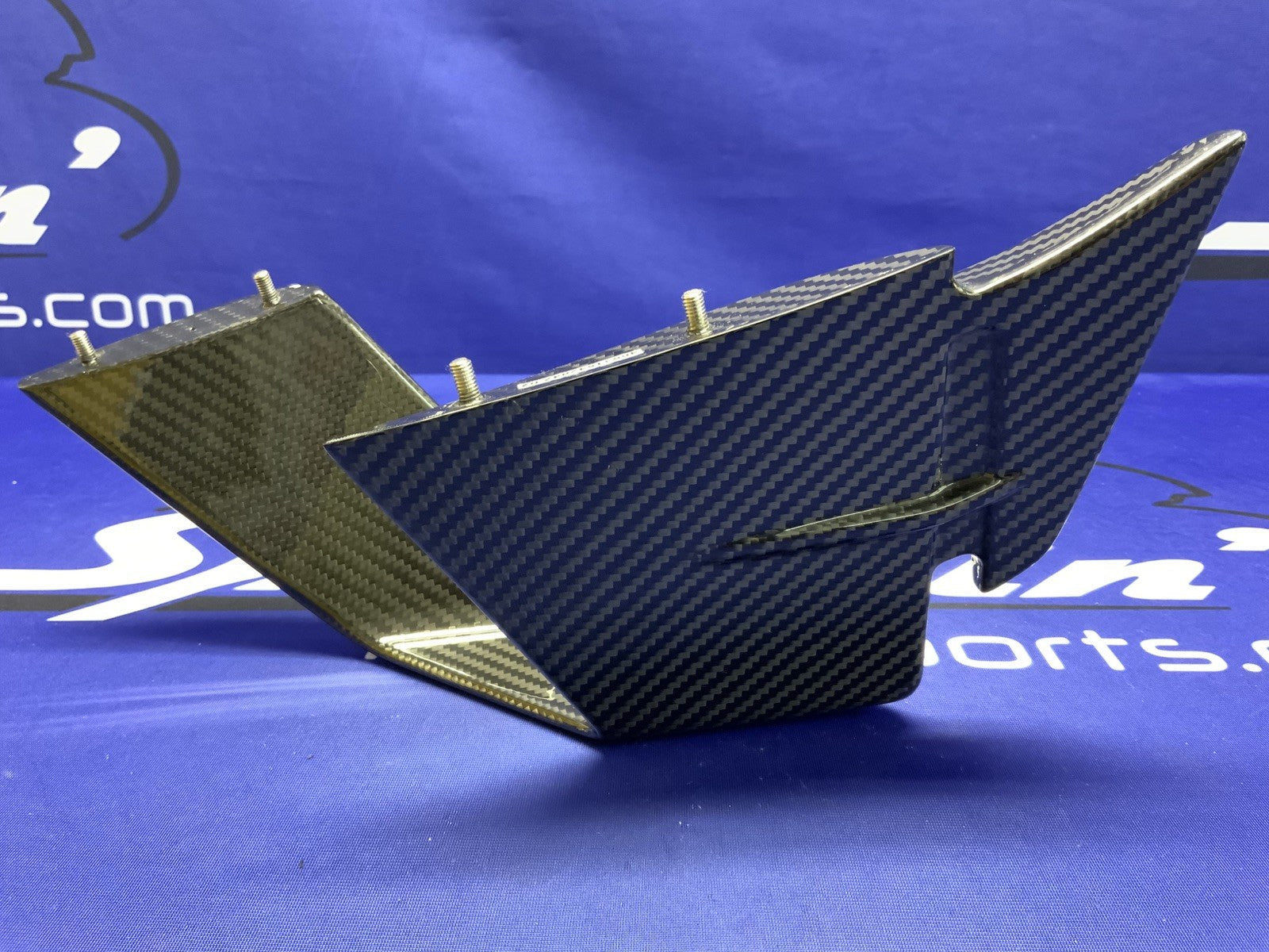 Alpha Racing Right Side Winglet Carbon Fiber BMW M1000RR 2021-2022 4663B003B12-1