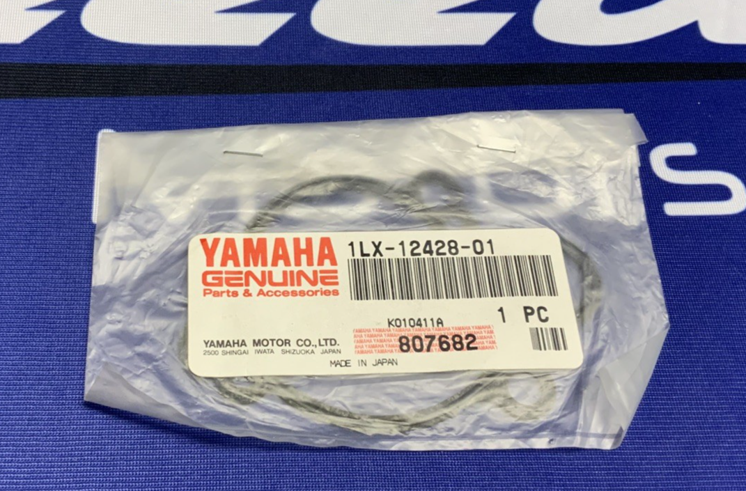 Yamaha Water Pump Housing Cover Gasket  YZ125 1986-1993 OEM 1LX-12428-01-00