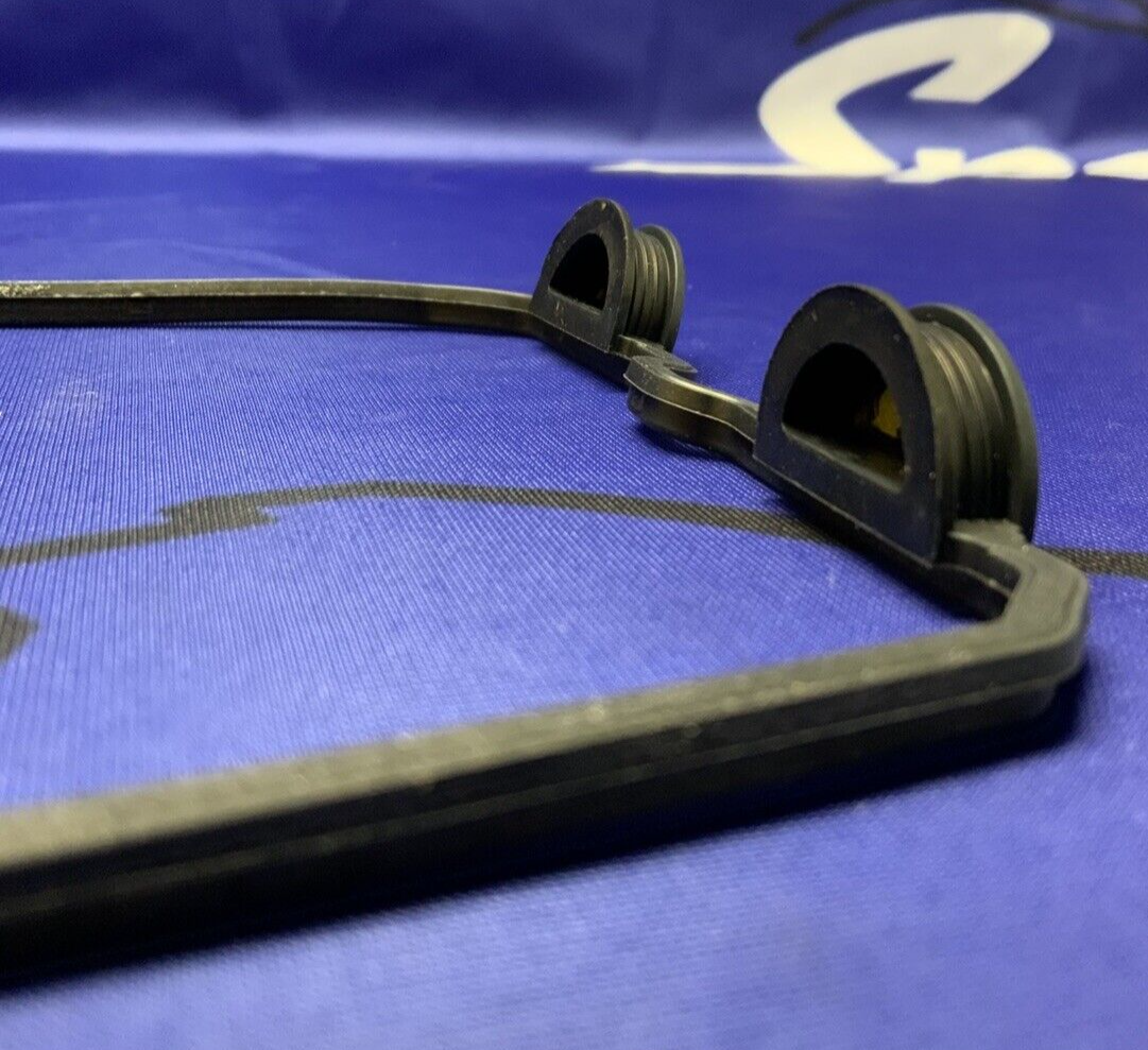 Suzuki Cylinder Head Valve Cover Gasket GSXR 600/750 2006-2025 OEM 11173-01H00