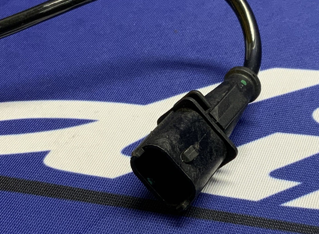 Ducati High Performance Engine Knock Sensor Panigale V4 2018-2026 OEM 55243181A