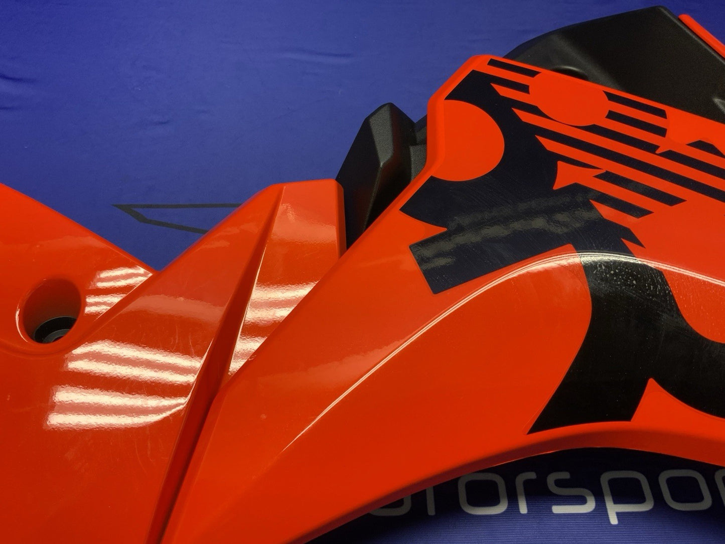 Suzuki Right Complete Fairing (Orange) GSX-8R 2023-2026 OEM 94470-25L10-QRE