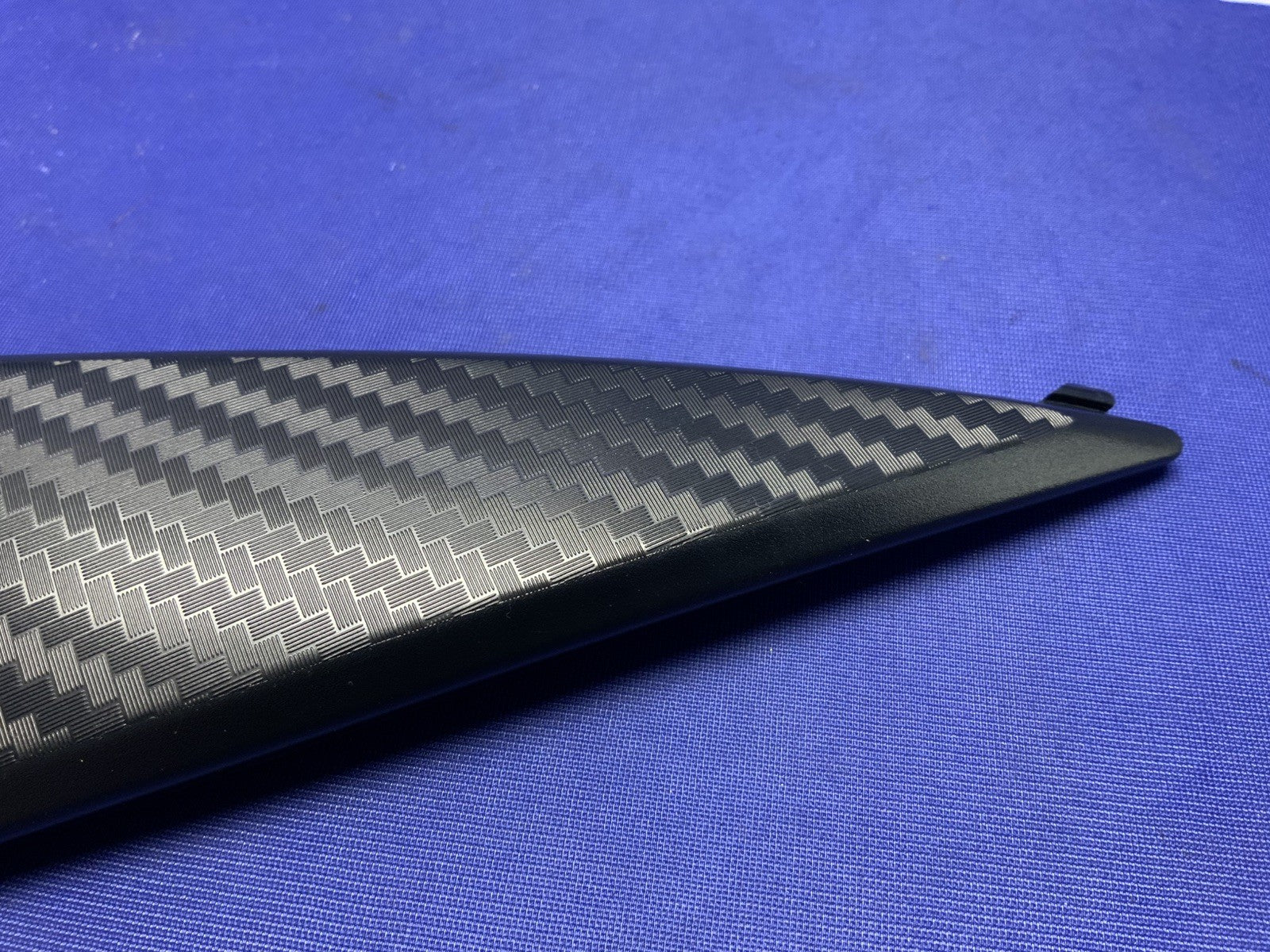 Suzuki Right Side Fuel Tank Cover GSX-R600 2011-2024 OEM 44170-14J00