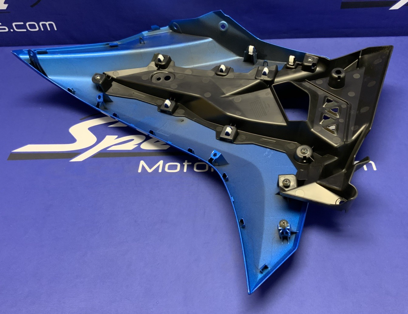 Suzuki Right Upper Fairing(Metallic Triton Blue) GSX-8R 2026 OEM 94470-25L10-YSF