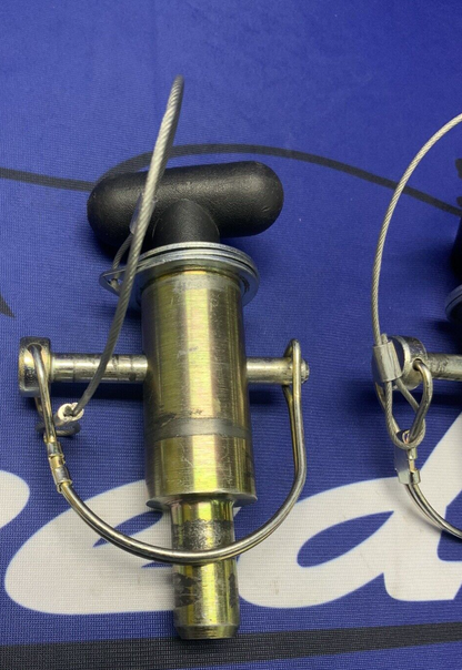 Pitbull Restraint Pins TL/TR Yamaha FZ1 2006-2014, FZ8 2011-2013 FYAM021-PIN