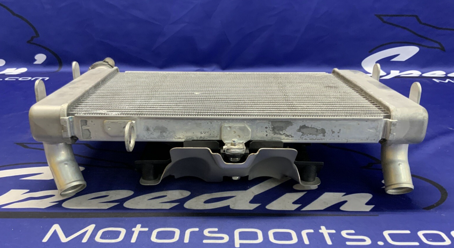 Suzuki Radiator Assembly (Gray) W/ Fan GSX-8R/S 2024-2025 OEM 17700-25L10