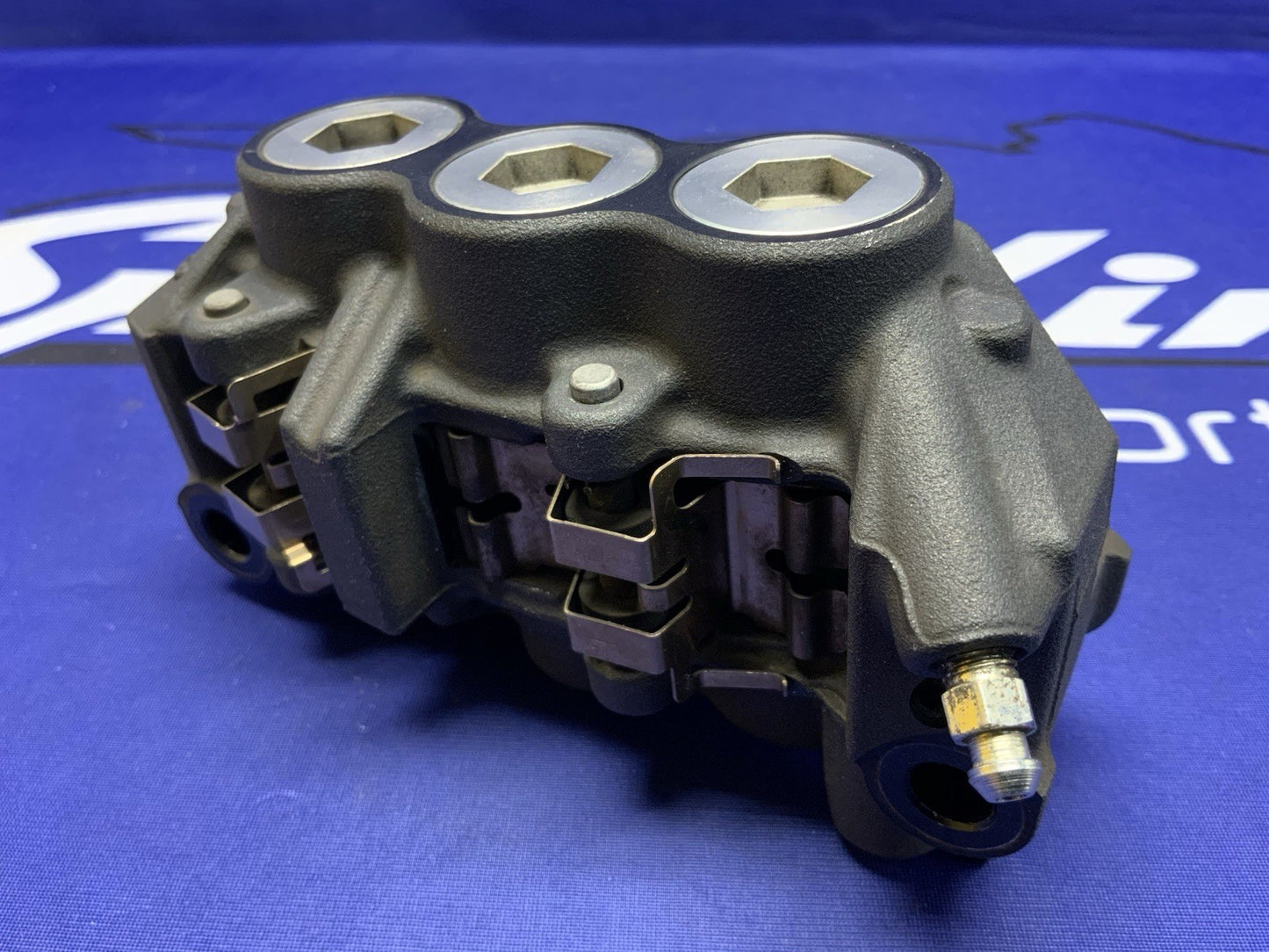 Yamaha Right Front Brake Caliper YZF-R1 2007-2014 OEM 4C8-2580U-10-00